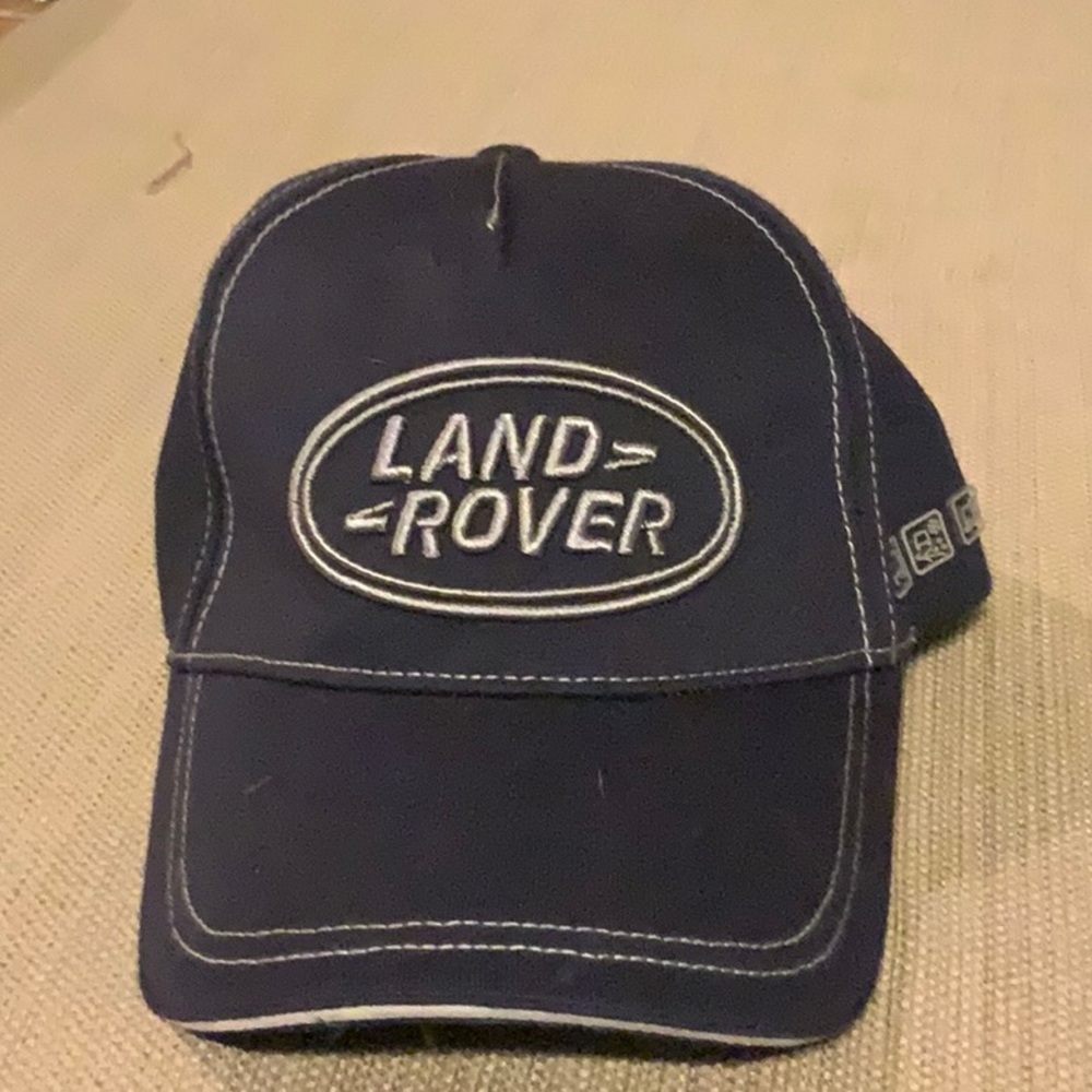 Land Rover hat